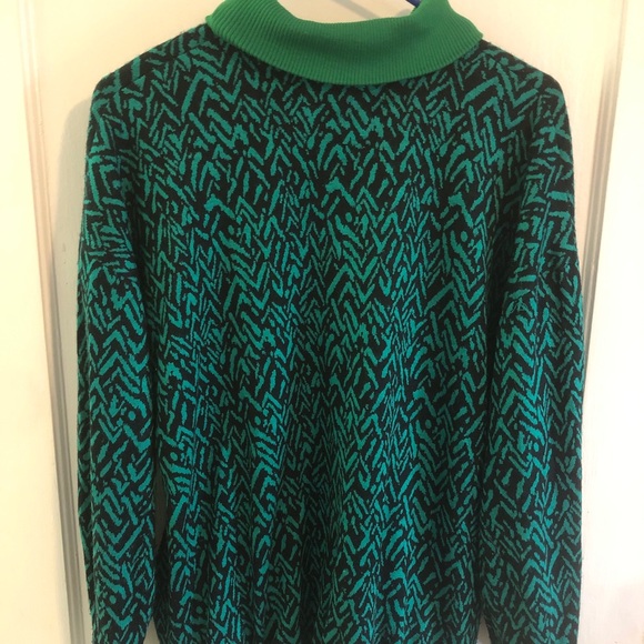 Cute Handmade Vintage Green & Black Print Turtleneck - LRG/XL - Picture 2 of 6